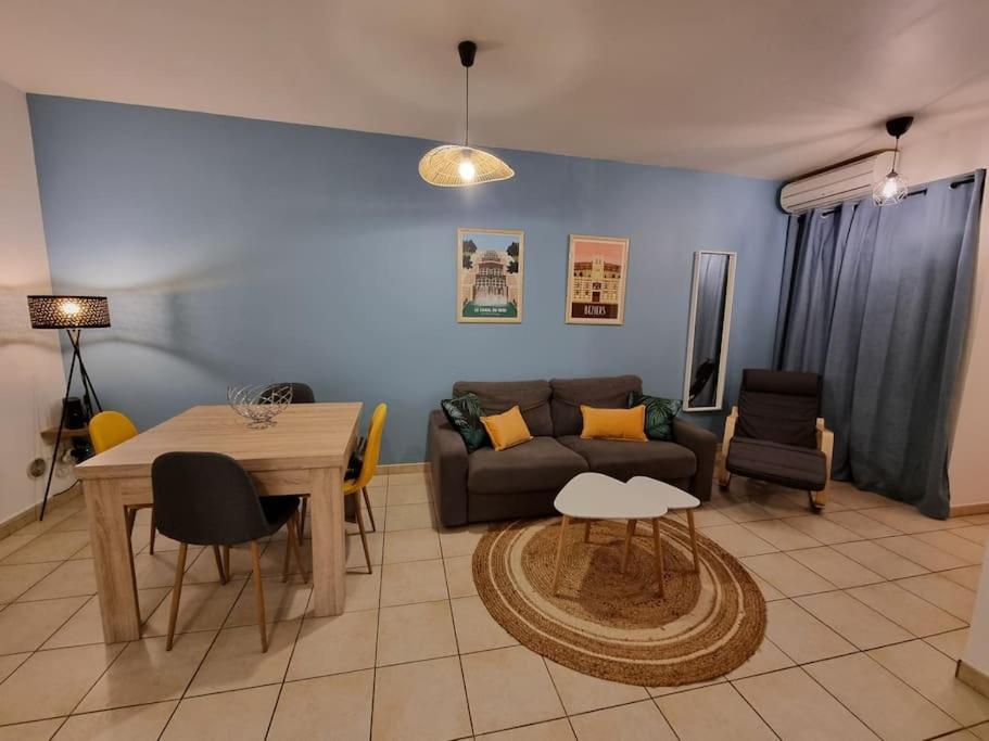 Agreable Appartement Avec 2 Places De Parking Dans Le Garage Béziers Exteriör bild